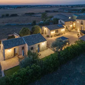 https://borgo-monachella.sicilyhotelsitaly.net
